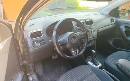 Volkswagen Polo VI (EU Market), 2013 год, 700 000 рублей, 7 фотография