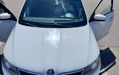 Skoda Rapid I, 2016 год, 380 000 рублей, 3 фотография