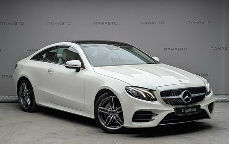 Mercedes-Benz E-Класс, 2018 год, 4 250 000 рублей, 3 фотография
