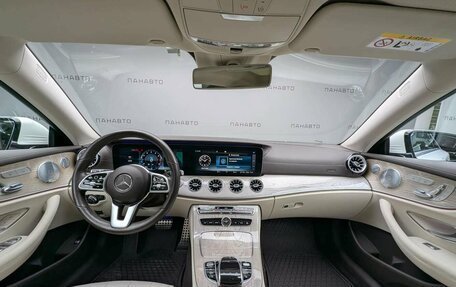 Mercedes-Benz E-Класс, 2018 год, 4 250 000 рублей, 7 фотография