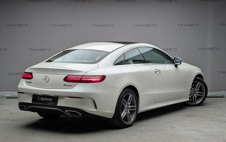 Mercedes-Benz E-Класс, 2018 год, 4 250 000 рублей, 4 фотография