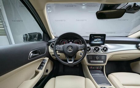 Mercedes-Benz GLA, 2018 год, 1 895 000 рублей, 8 фотография