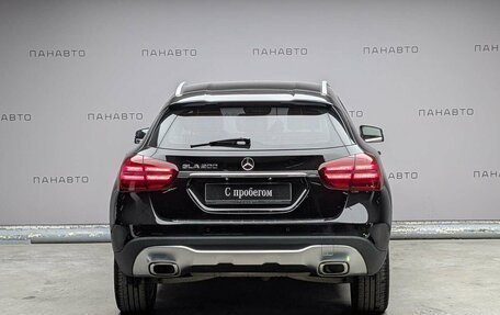 Mercedes-Benz GLA, 2018 год, 1 895 000 рублей, 5 фотография