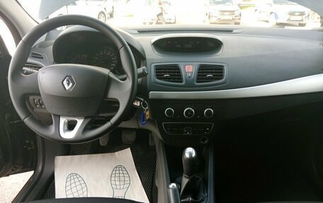 Renault Fluence I, 2010 год, 581 000 рублей, 5 фотография