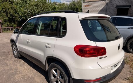 Volkswagen Tiguan I, 2012 год, 1 990 000 рублей, 6 фотография