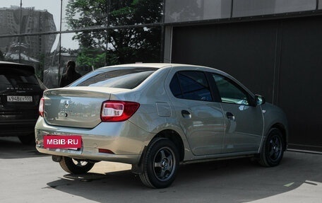 Renault Logan II, 2018 год, 800 000 рублей, 5 фотография