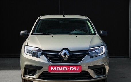Renault Logan II, 2018 год, 800 000 рублей, 3 фотография