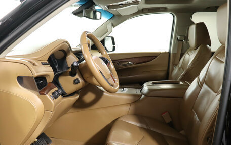 Cadillac Escalade IV, 2016 год, 4 249 000 рублей, 14 фотография