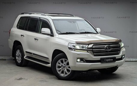 Toyota Land Cruiser 200, 2016 год, 5 697 000 рублей, 3 фотография