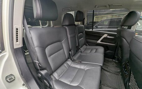 Toyota Land Cruiser 200, 2016 год, 5 697 000 рублей, 12 фотография