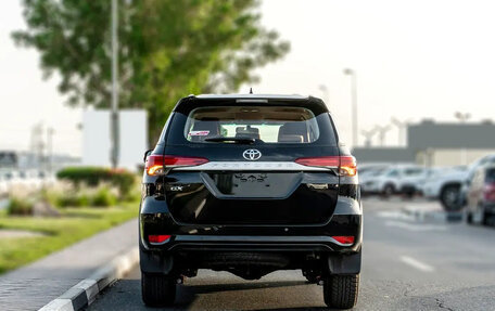 Toyota Fortuner II, 2025 год, 5 130 000 рублей, 6 фотография