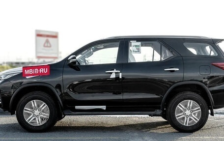 Toyota Fortuner II, 2025 год, 5 130 000 рублей, 4 фотография