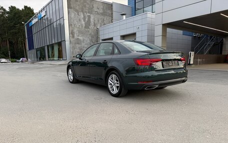 Audi A4, 2018 год, 3 100 000 рублей, 6 фотография