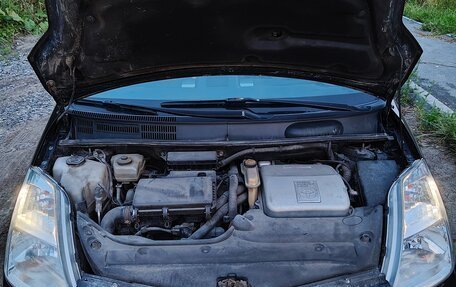 Toyota Prius, 2008 год, 850 000 рублей, 18 фотография