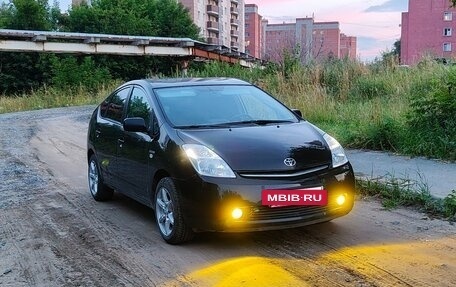 Toyota Prius, 2008 год, 850 000 рублей, 4 фотография