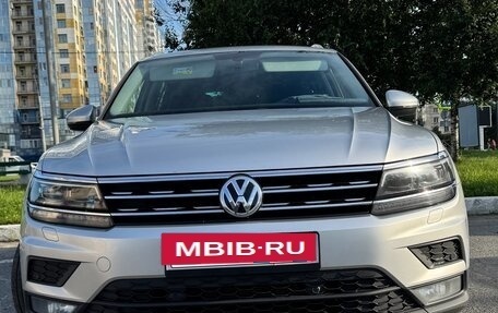Volkswagen Tiguan II, 2018 год, 1 900 000 рублей, 6 фотография
