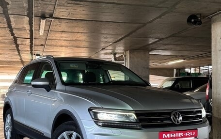 Volkswagen Tiguan II, 2018 год, 1 900 000 рублей, 11 фотография