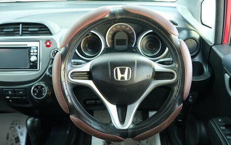 Honda Fit III, 2010 год, 699 000 рублей, 15 фотография