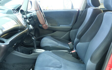 Honda Fit III, 2010 год, 699 000 рублей, 19 фотография