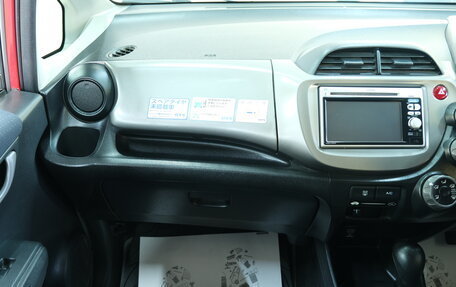 Honda Fit III, 2010 год, 699 000 рублей, 17 фотография