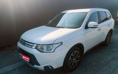 Mitsubishi Outlander III рестайлинг 3, 2014 год, 1 629 000 рублей, 1 фотография