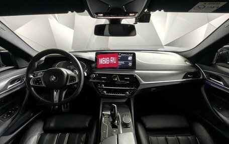 BMW 5 серия, 2021 год, 4 890 000 рублей, 11 фотография