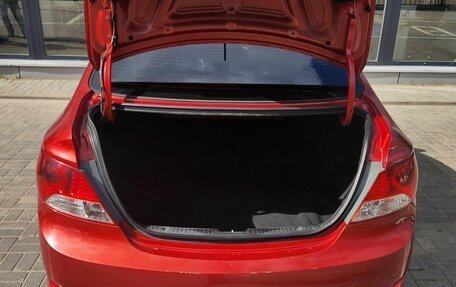 Hyundai Solaris II рестайлинг, 2012 год, 520 000 рублей, 14 фотография