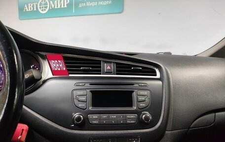 KIA cee'd III, 2016 год, 1 050 000 рублей, 17 фотография