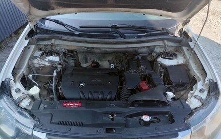 Mitsubishi Outlander III рестайлинг 3, 2014 год, 1 629 000 рублей, 9 фотография
