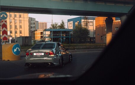 Lexus IS II рестайлинг 2, 1999 год, 2 000 000 рублей, 7 фотография
