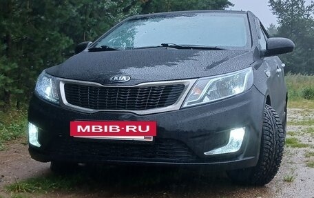 KIA Rio III рестайлинг, 2012 год, 750 000 рублей, 2 фотография