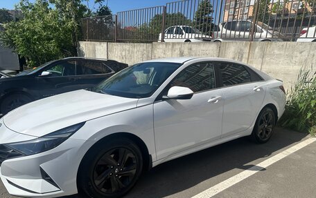 Hyundai Elantra, 2020 год, 1 650 000 рублей, 2 фотография