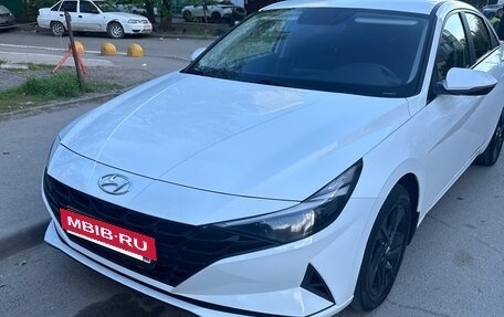Hyundai Elantra, 2020 год, 1 650 000 рублей, 5 фотография