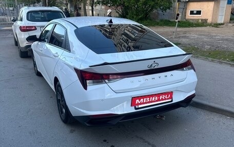 Hyundai Elantra, 2020 год, 1 650 000 рублей, 6 фотография