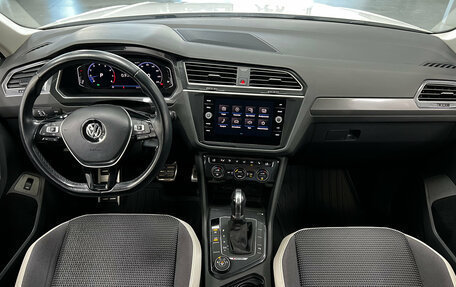Volkswagen Tiguan II, 2019 год, 3 300 000 рублей, 15 фотография