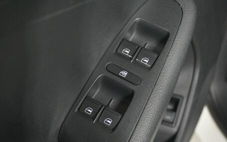 Volkswagen Jetta VI, 2015 год, 1 024 000 рублей, 14 фотография