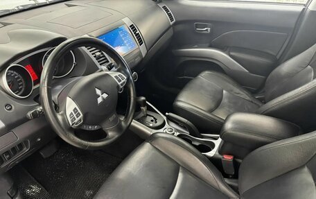 Mitsubishi Outlander III рестайлинг 3, 2008 год, 850 000 рублей, 10 фотография