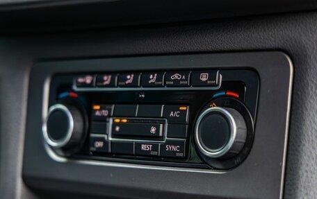 Volkswagen Amarok I рестайлинг, 2014 год, 2 148 000 рублей, 27 фотография
