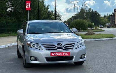 Toyota Camry, 2011 год, 999 000 рублей, 1 фотография
