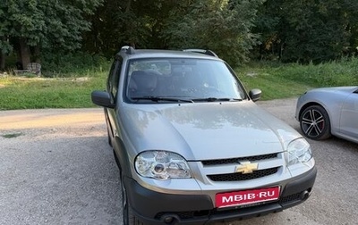 Chevrolet Niva I рестайлинг, 2013 год, 570 000 рублей, 1 фотография