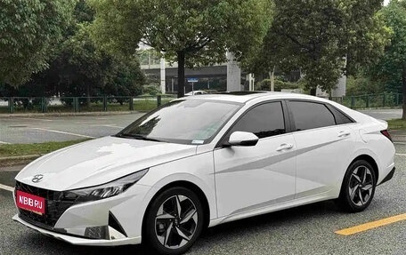 Hyundai Elantra, 2022 год, 1 100 000 рублей, 1 фотография