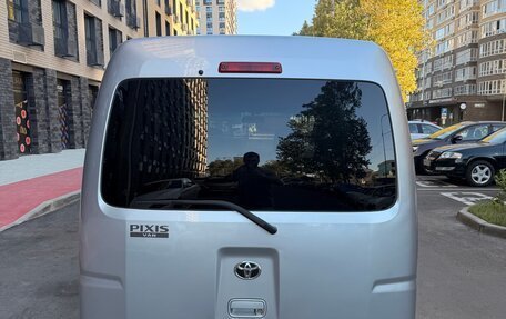 Toyota Pixis Van I, 2015 год, 650 000 рублей, 2 фотография