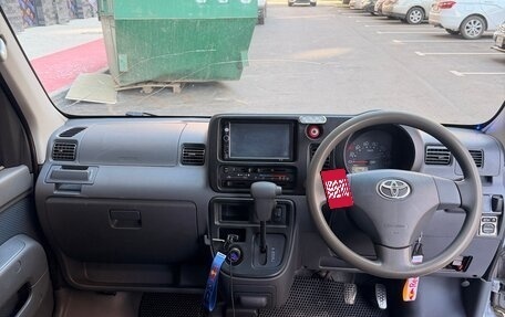 Toyota Pixis Van I, 2015 год, 650 000 рублей, 4 фотография