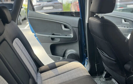 KIA Venga I, 2011 год, 850 000 рублей, 2 фотография