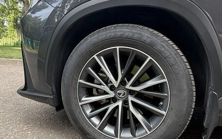 Lexus NX, 2022 год, 4 300 000 рублей, 7 фотография