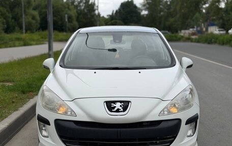 Peugeot 308 II, 2010 год, 295 000 рублей, 3 фотография