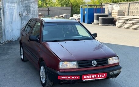 Volkswagen Vento, 1993 год, 149 000 рублей, 5 фотография