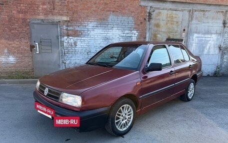 Volkswagen Vento, 1993 год, 149 000 рублей, 6 фотография
