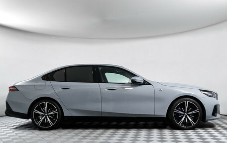 BMW 5 серия, 2025 год, 9 250 000 рублей, 5 фотография