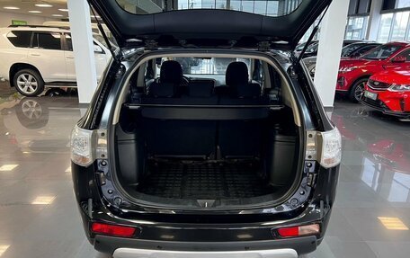 Mitsubishi Outlander III рестайлинг 3, 2014 год, 1 545 000 рублей, 7 фотография